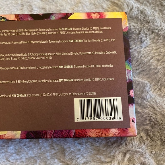 Ulta Beauty full face palette - Picture 6 of 8